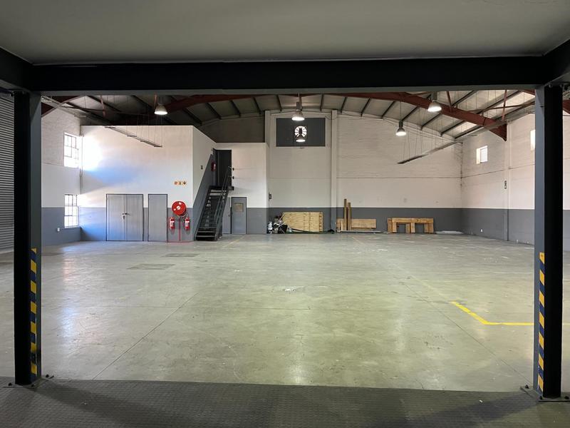 To Let Commercial Property for Rent in Paarden Eiland Western Cape